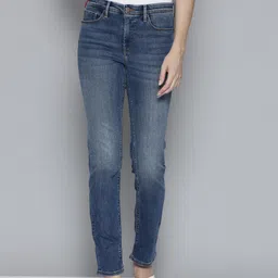 Levis Women 312 Slim Fit Light Fade Stretchable Jeans image 1