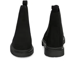 Roadster Men Black Self Design Round Toe Slip On Block Boots image 3