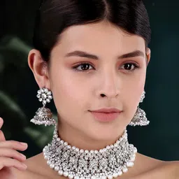 Peora Women Silver-Plated Stone-Studded Jewellery Set image 2