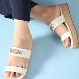Inc.5 Women's Cream Casual Wedges image 1