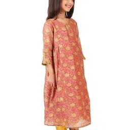 Fabindia Kids Pink & Yellow Printed Kurta, Churidars with Dupatta image 4