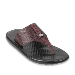 Mochi Men's Brown Thong Sandals image 1