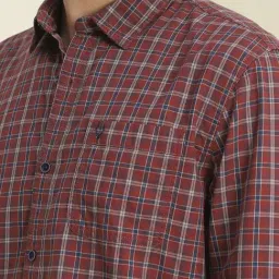 Allen Solly Maroon Cotton Regular Fit Checks Shirt image 4