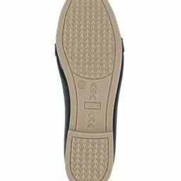 DIOCHI Women Square Toe Slip-On Lightweight Loafers image 3