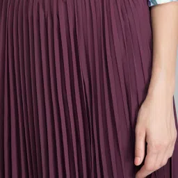 FableStreet Wine Regular Fit Skirt image 5