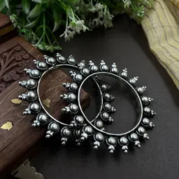 NAMAN ARTS Soumya Silver-Plated Oxidised Necklace Jewellery Set image 3