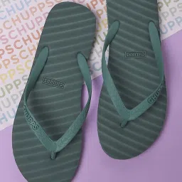 Chupps Men's Banana Leaf Monocrome Sycamore Green Flip Flops image 1