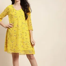 Qurvii Yellow Floral Print Midi Dress image 1