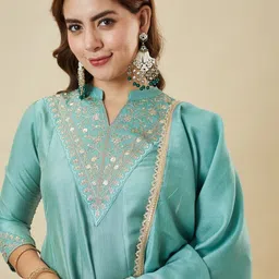 MOKOSH Women Ethnic Motifs Embroidered Empire Pure Silk Kurti & Palazzos With Dupatta image 3