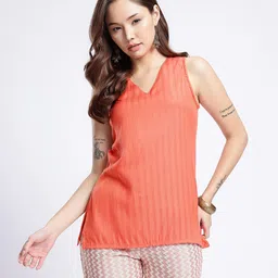 Anouk Rustic Striped V-Neck Straight Kurti image 4