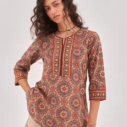 KIRNYA Women Ethnic Motif Printed Top-picture-30