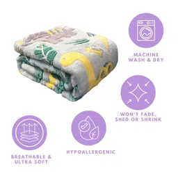 Famyo Kids Glow Blanket for Boys, 3-15 years Queen Size Blanket - Green Dino image 5