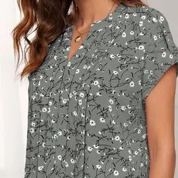 CORSICA Geometric Print Extended Sleeves Top image 4