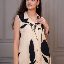 Jyoti Women Printed Regular Kurta with Palazzos image 4