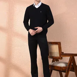 COBB Men Argyle Pullover image 4