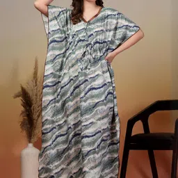 KLOTTHE Women Green Maxi Nightdress-picture-19