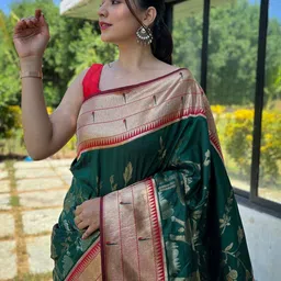 MORDEN MUSE Ethnic Motifs Zari Paithani Saree image 2