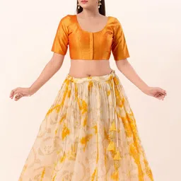 VAMAS - THE DESIGNER BLOUSES Women Round Neck Padded Saree Blouse image 3