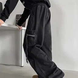 StyleCast Men Baggy Fit Low-Rise Clean Look Light Fade Jeans image 3