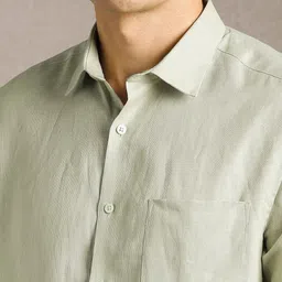 Louis Philippe Men Solid Spread Collar Linen Formal Shirt image 3