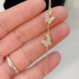 Vembley Gold-Plated Cubic Zirconia Alloy Ear Cuff image 4