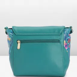 Caprese Vanilla Women Green Medium Sling Bag image 2