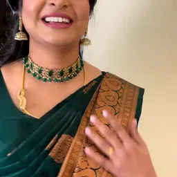 Anjaneya Sarees Green Silk Woven Saree With Unstitched Blouse image 4