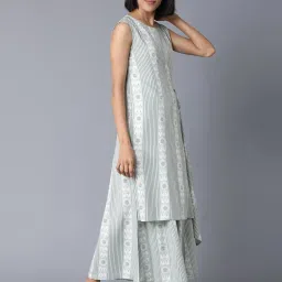 W Green Floral Print Jumpsuit image 4
