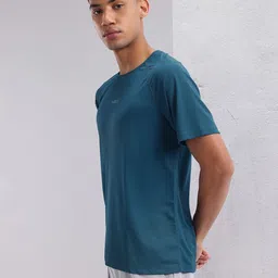 HRX by Hrithik Roshan Raglan Sleeves Rapid-Dry Training T-shirt image 5