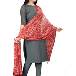 EBADAT Printed Maroon Art Silk Dupatta image 4