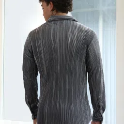 Campus Sutra Grey Regular Fit Texture Shirt image 2