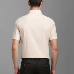 Louis Philippe Peach Cotton Regular Fit Shirt image 2