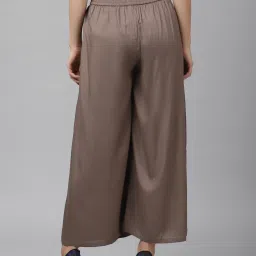 KASSUALLY Grey Cotton Relaxed Fit Mid Rise Trousers image 2