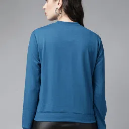 KASSUALLY Blue Cotton Graphic Print Sweatshirt image 2