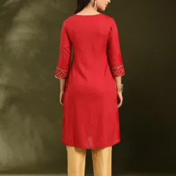 Abhishti Red Embroidered 3/4th sleeve Kurta image 2