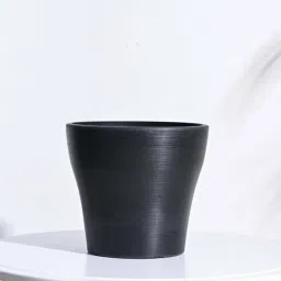 Ugaoo Tivoli Black Plastic Large Planter image 2