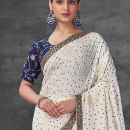 Saree Mall White Embellished Sarees With Unstitched Blouse image 2
