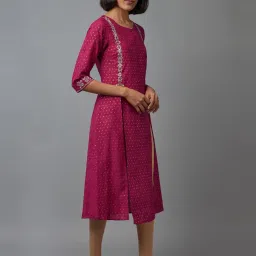 W Pink Cotton Floral Print Straight Kurta image 4