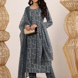 Lative Colours of Fashion Floral Printed Gotta Patti Pure Cotton Kurta Trousers & Dupatta-picture-18