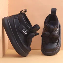 Babyoye Solid Party Boots with Velcro Closure & Bow Applique - Black-image-41