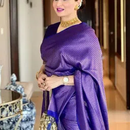 Anjaneya Sarees Blue Silk Woven Saree With Unstitched Blouse image 2