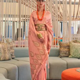 Odette Pink Silk Blend Woven Design Saree with Unstitched Blouse image 2