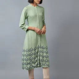 W Green Floral Print A Line Kurta image 4