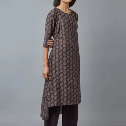 W Brown Cotton Printed Flared Kurta image 4