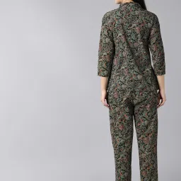 Vaamsi Black Cotton Printed Night Suit image 2