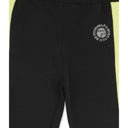 Pepe Jeans Kids Black & Green Printed Sweatpants image 3