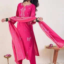 Indo Era Floral Embroidered Regular Thread Work Straight Kurta With Trousers & Dupatta image 4