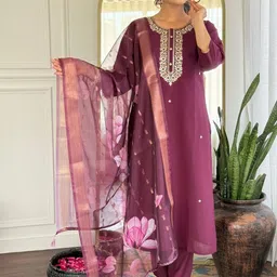 CANIZZARO Women Ethnic Motifs Embroidered Regular Kurta with Trousers & With Dupatta image 4