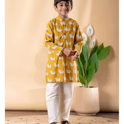 READIPRINT Woven Cotton Full Sleeves Animal Printed Straight Kurta Pyjama Set - Yellow image 5