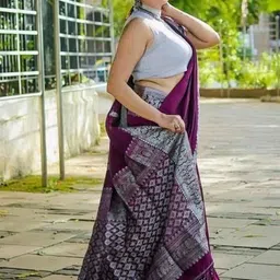 CANIZZARO Woven Design Zari Silk Blend Banarasi Saree image 5